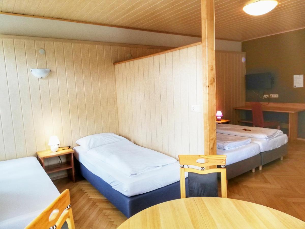 Familie Zuser Hotel Garni Mitterbach Bagian luar foto