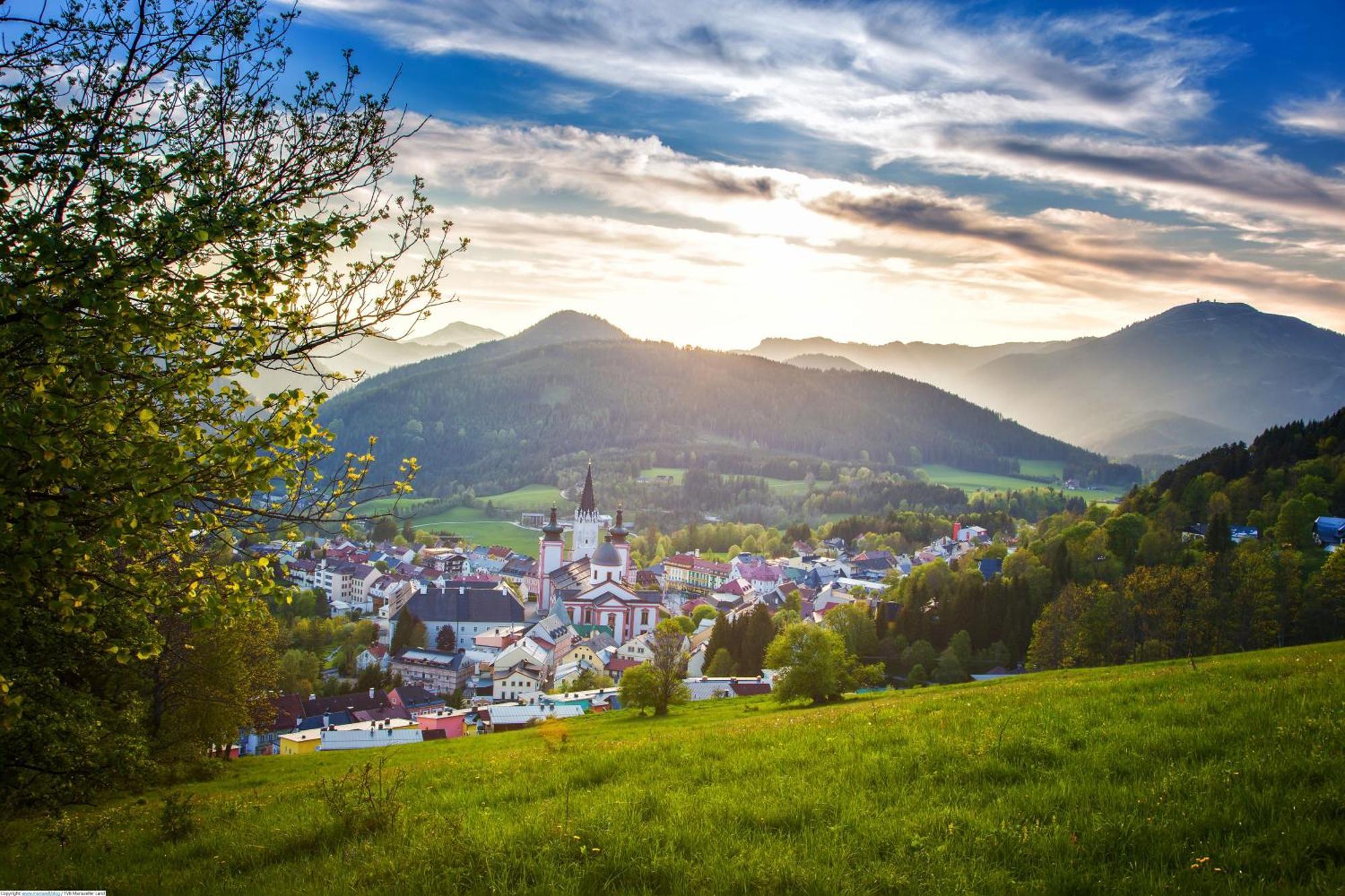 Familie Zuser Hotel Garni Mitterbach Bagian luar foto