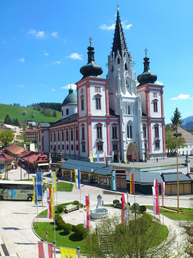 Familie Zuser Hotel Garni Mitterbach Bagian luar foto
